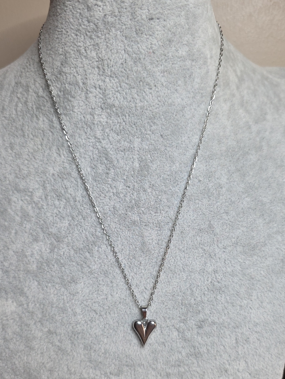 Dainty Heart Pendant and Necklace Silver-tone
